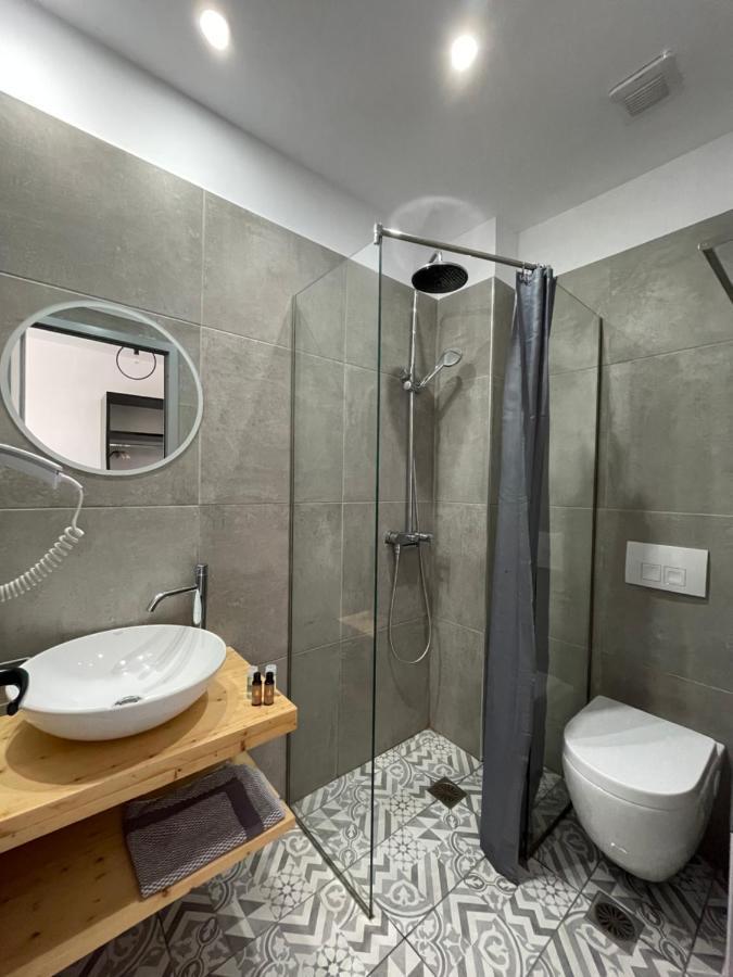 Orchard Retreat Aparthotel Himare Eksteriør bilde