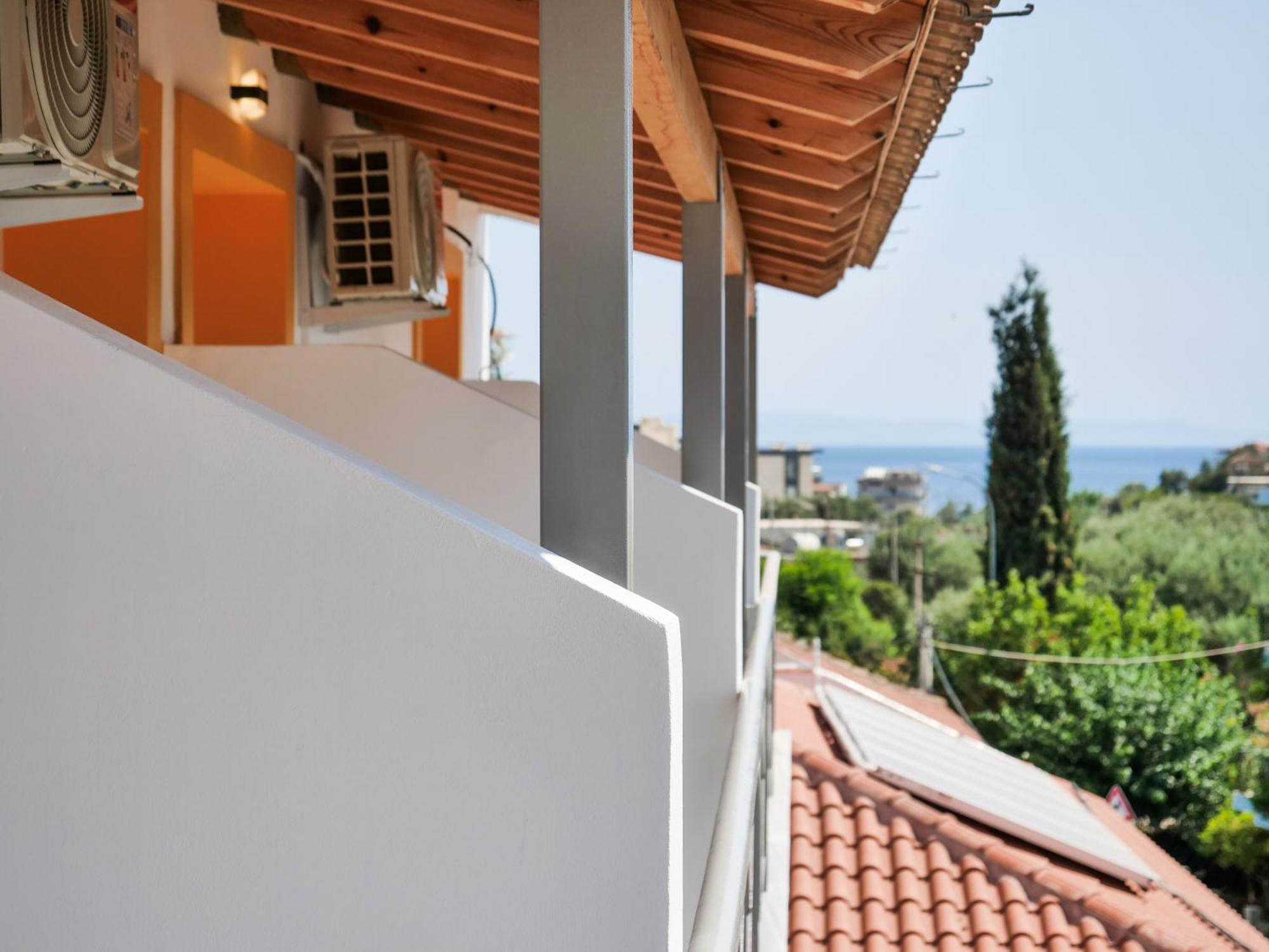 Orchard Retreat Aparthotel Himare Eksteriør bilde